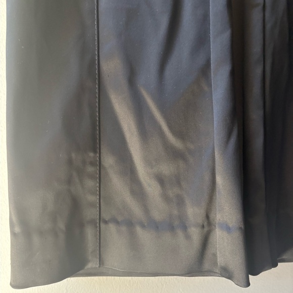 Bebe, size 4, Black Faux satin flared Pants - Picture 5 of 11